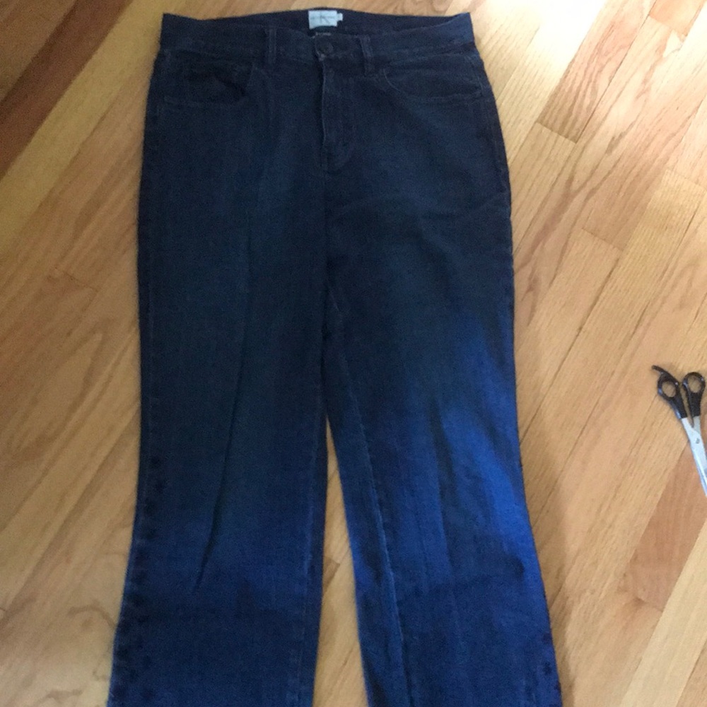 Women’s size 6 Calvin Klein Jeans. Like new